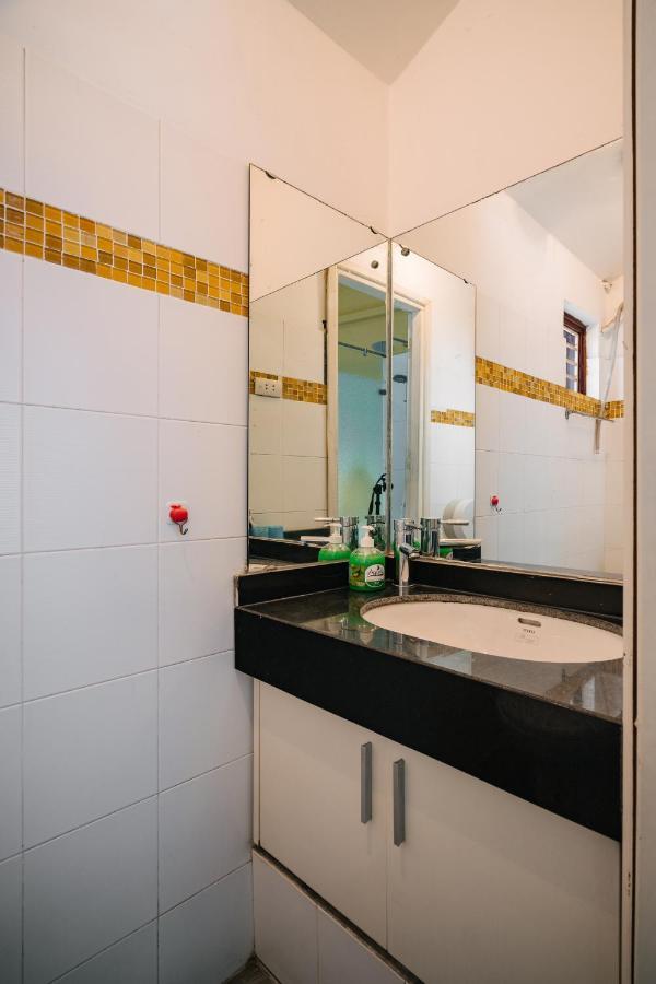 Entire French House With 4 Bedrooms In Hanoi Downtown Екстер'єр фото
