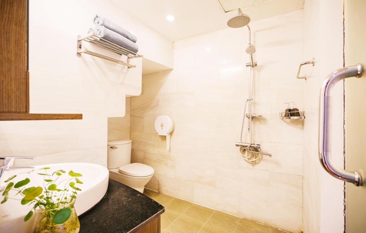 Entire French House With 4 Bedrooms In Hanoi Downtown Екстер'єр фото